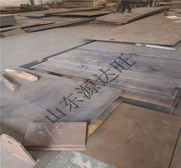 一種防止nm400耐磨鋼板切割裂紋的方法